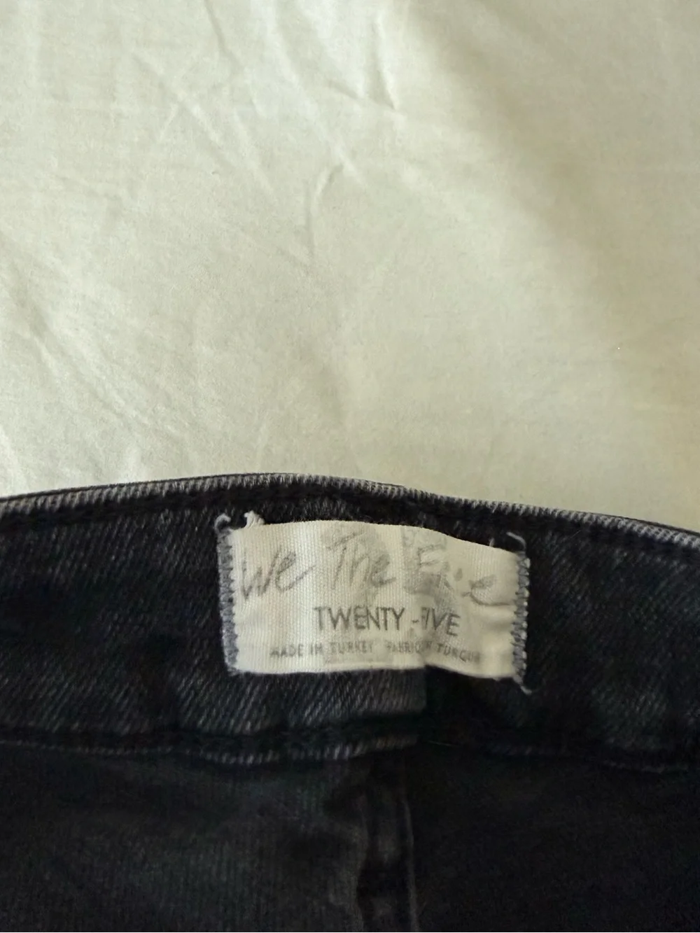 We The Free // Free People // Women's Black Skinny Jeans with Raw Hem // 25